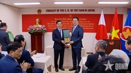 General Phan Van Giang visits Embassy of Vietnam in Japan